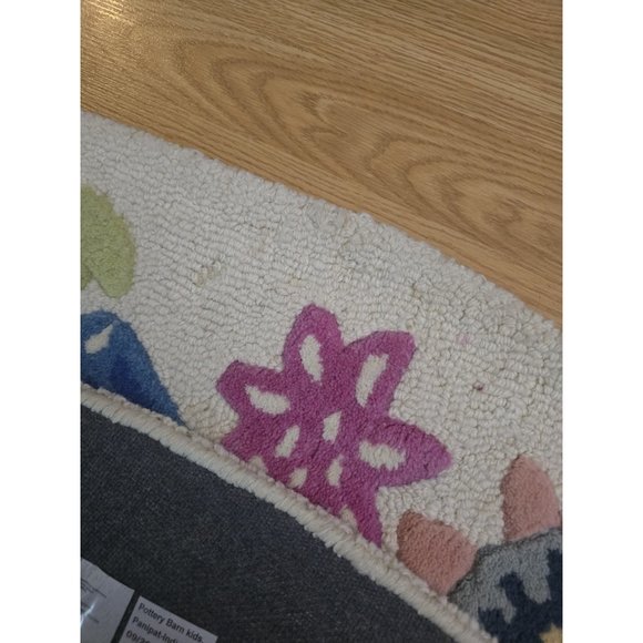 Pottery Barn Kids 100% Wool NAOMI FLORAL ROUND RUG 5 FT Round FAIR TRADE- READ - Picture 14 of 16